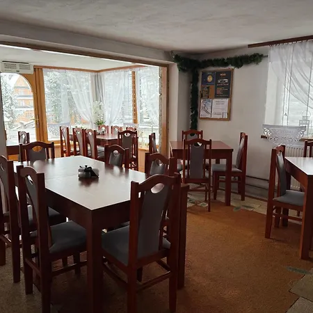 Bed & Breakfast Jaskolka 3*