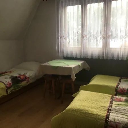Jaskolka * Ciche Małe